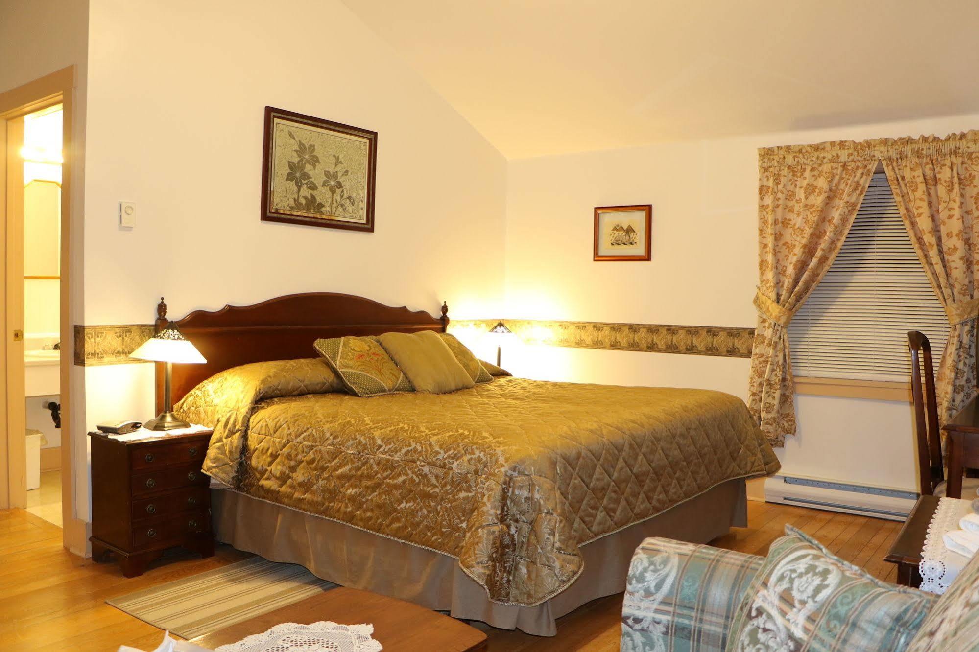 Anchorage House And Cottages ハリファックス エクステリア 写真
